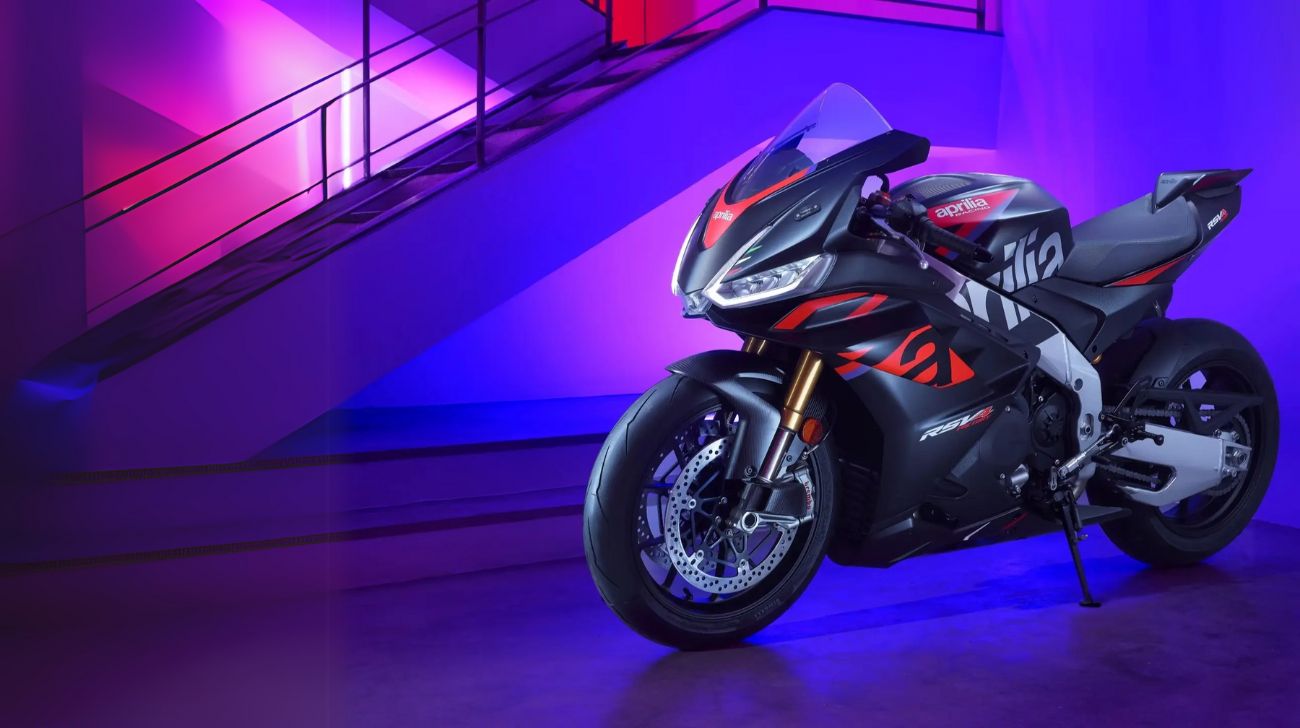 1737548134-aprilia Rsv4 1000 Factory Top 5 Fastest Bikes In India Super Sports India List Top Speed Specs An